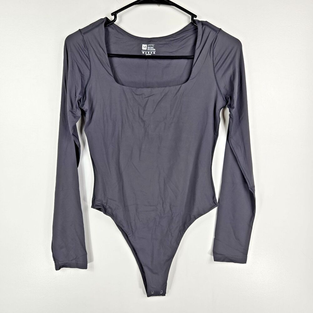 HYZ Women's Size Medium Gray Long Sleeve Bodysuit Square‎ Neck NWOT